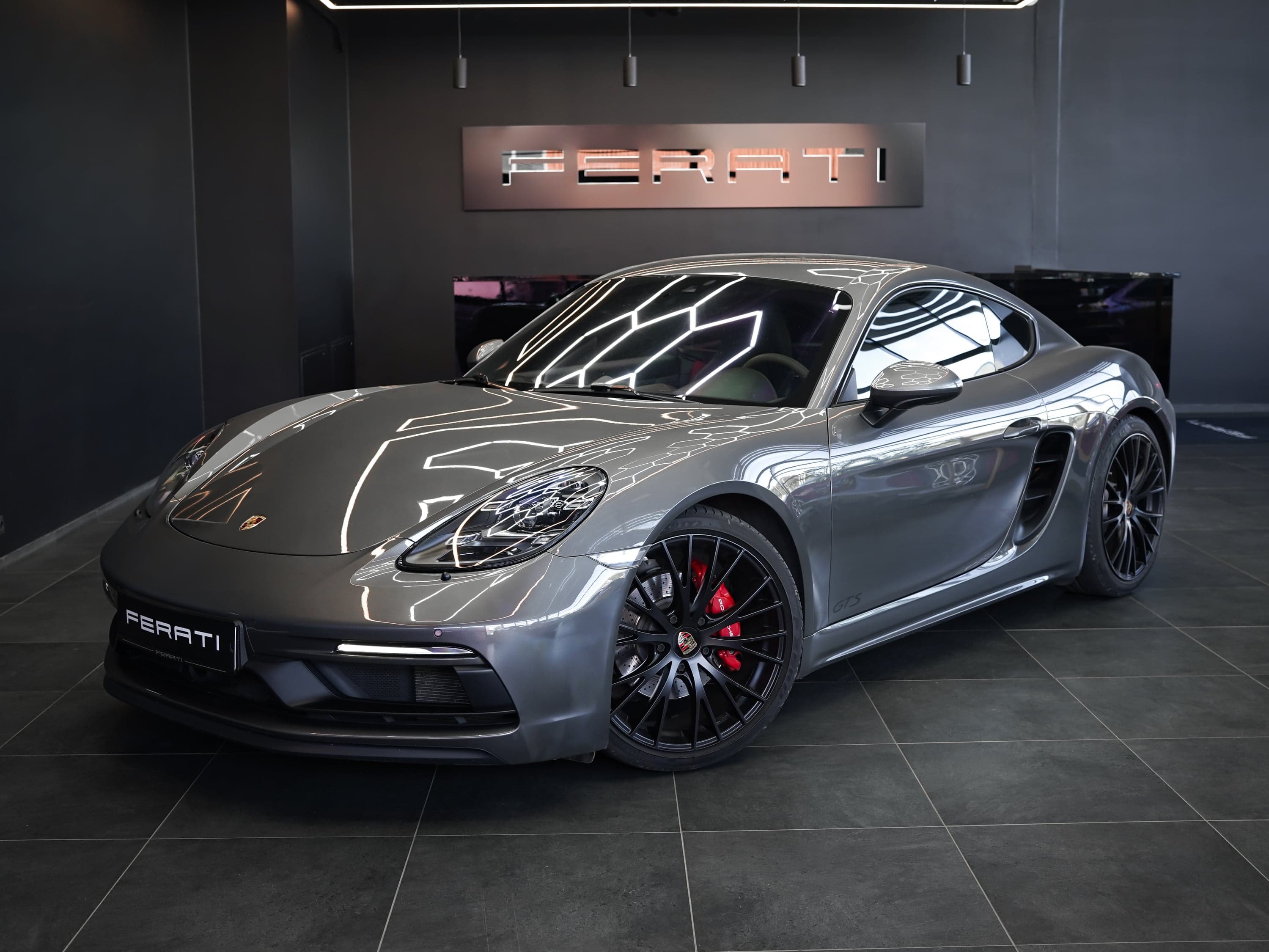 Porsche 718