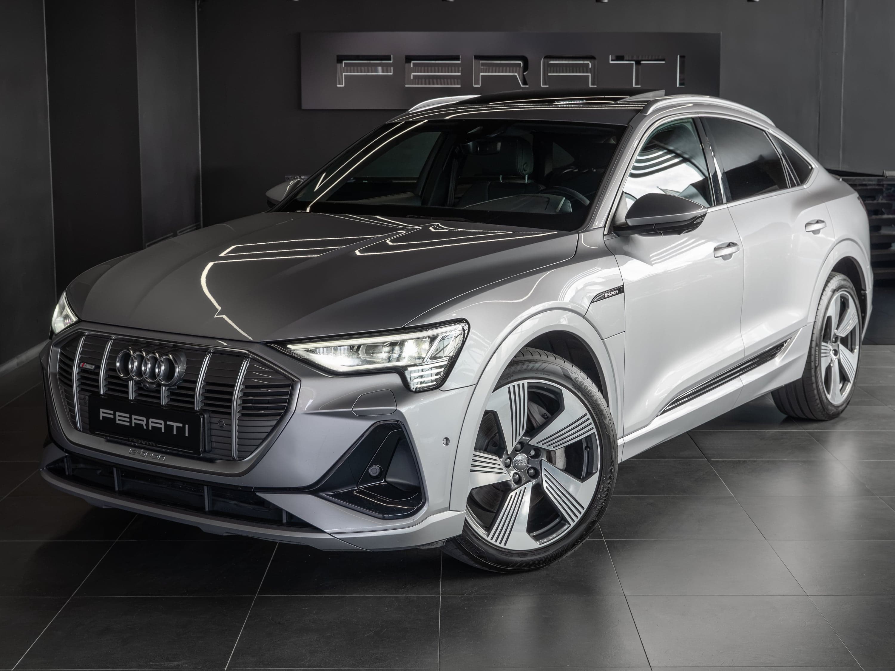 Audi e-tron