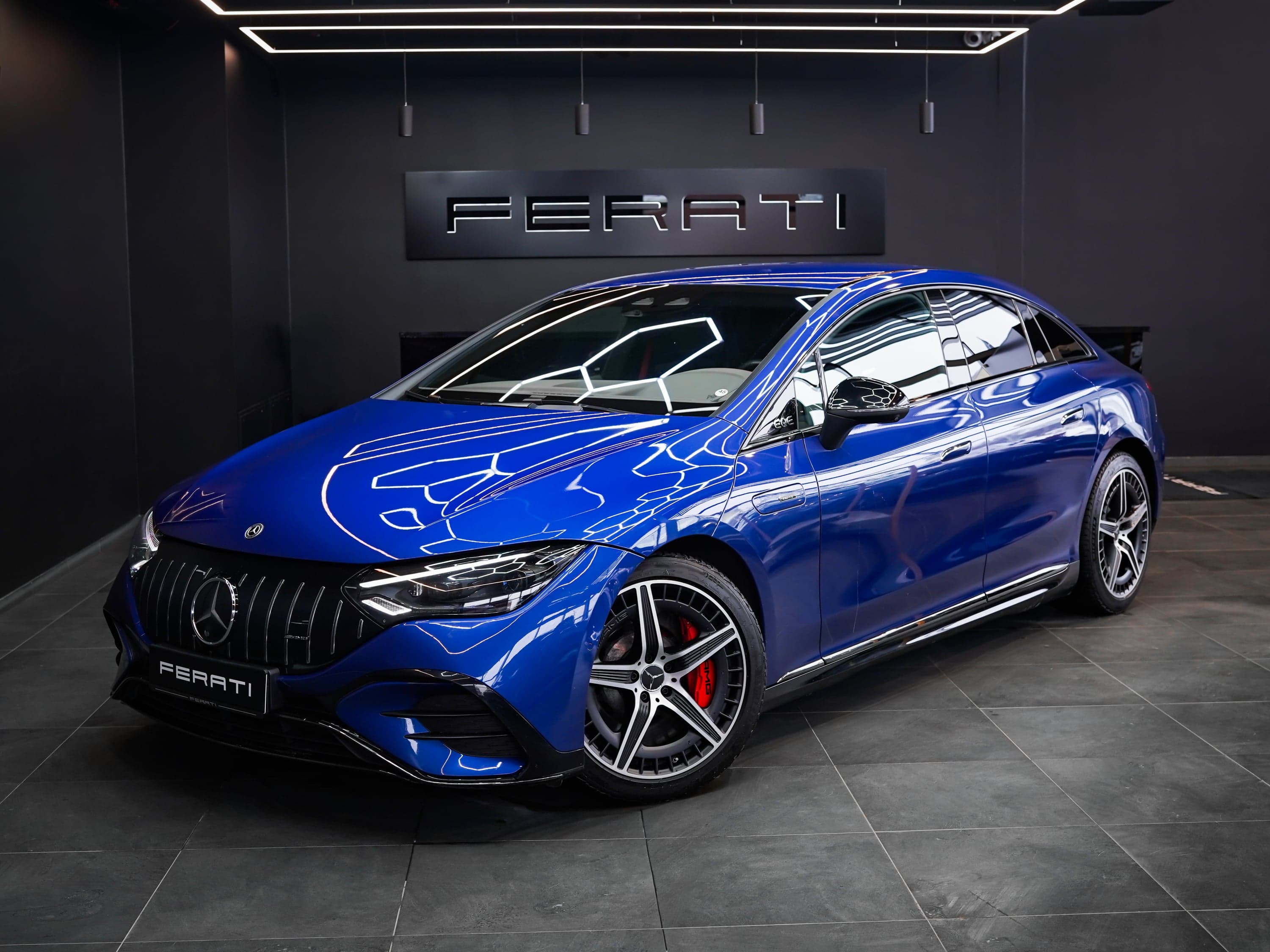 Mercedes-Benz EQE: EQE 43 AMG