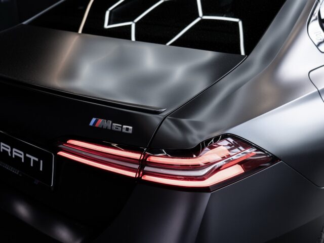 BMW i5 M60 xDrive 🩶 

・Elekter ⏐ 442 kW  
・2023 ⏐ 24 000 km 
・Bowers&Wilkins stereo 
・Comfort Package 
・BMW Live Cockpit Professional 
・Panoraamklaaskatus 

Võta ühendust ja broneeri proovisõit:  
Georg Marten Tintse / +372 5783 9585 / georg.tintse@ferati.ee 
______ 

BMW i5 M60 xDrive 🩶 

・Electric ⏐ 442 kW  
・2023 ⏐ 24 000 km 
・Bowers&Wilkins stereo 
・Comfort Package 
・BMW Live Cockpit Professional 
・Panoramic class roof 

Get in touch and book your test drive: 
Georg Marten Tintse / +372 5783 9585 / georg.tintse@ferati.ee