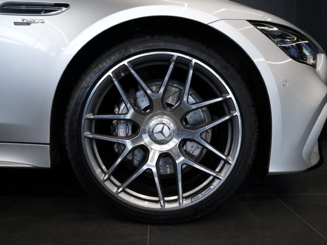 Mercedes-AMG GT 43 🩶
・3.0 ⏐ 270 kW
・2020 ⏐ 119 000 km
・Aktiivne parkimisabisüsteem PARKTRONIC
・AMG RIDE CONTROL vedrustus
・Panoraamkatus
・360° kaamera
・Burmester 3D helisüsteem
・V8 Exterior Styling pakett
・Traffic Sign Assist
Võta ühendust ja broneeri proovisõit:
Kert Kruusmaa / +37257855272 / kert.kruusmaa@ferati.ee
______
Mercedes-AMG GT 43 🩶
・3.0 ⏐ 270 kW
・2020 ⏐ 119 000 km
・Active parking assistant system PARKTRONIC
・AMG RIDE CONTROL suspension
・Panoramic roof
・360° camera
・Burmester 3D sound system
・V8 Exterior Styling package
・Traffic Sign Assist
Get in touch and book your test drive:
Kert Kruusmaa / +37257855272 / kert.kruusmaa@ferati.ee